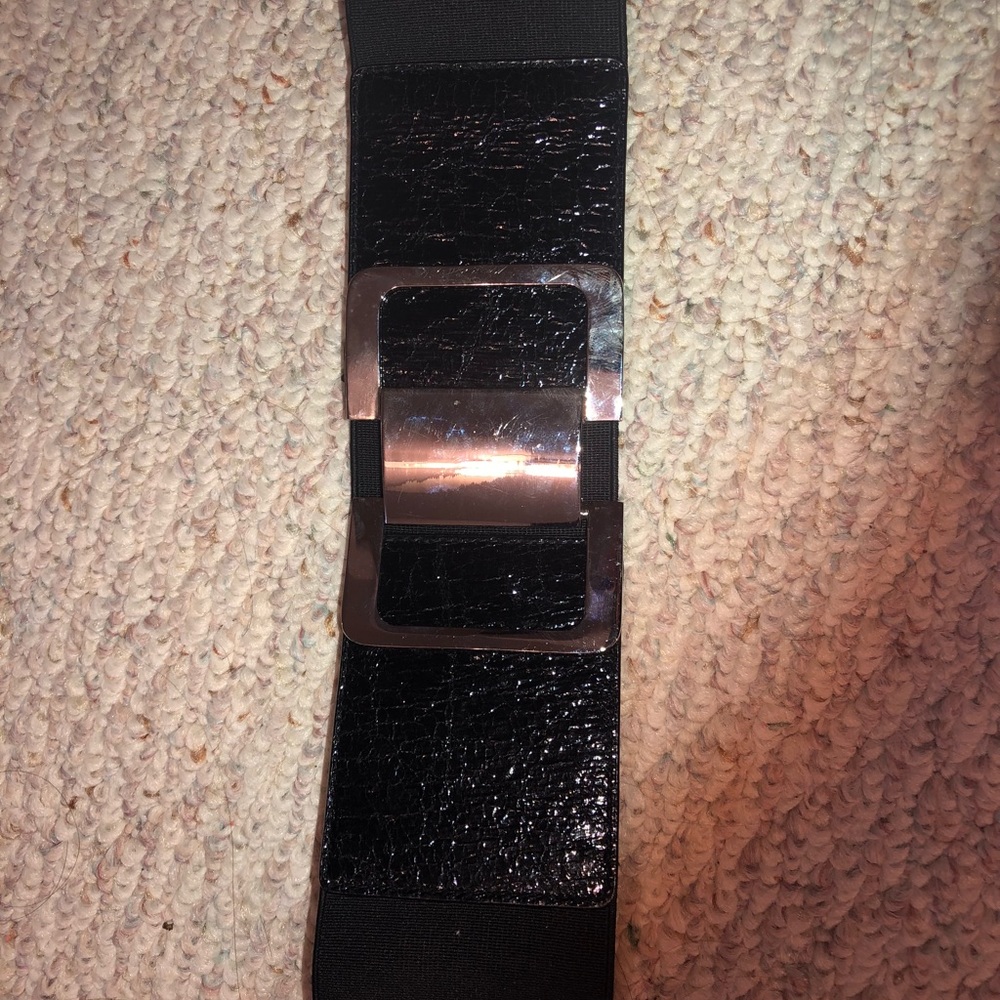 Express hook closure black belt